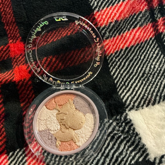 ZOEVA Pink and Red Highlighter - Picture 4 of 7